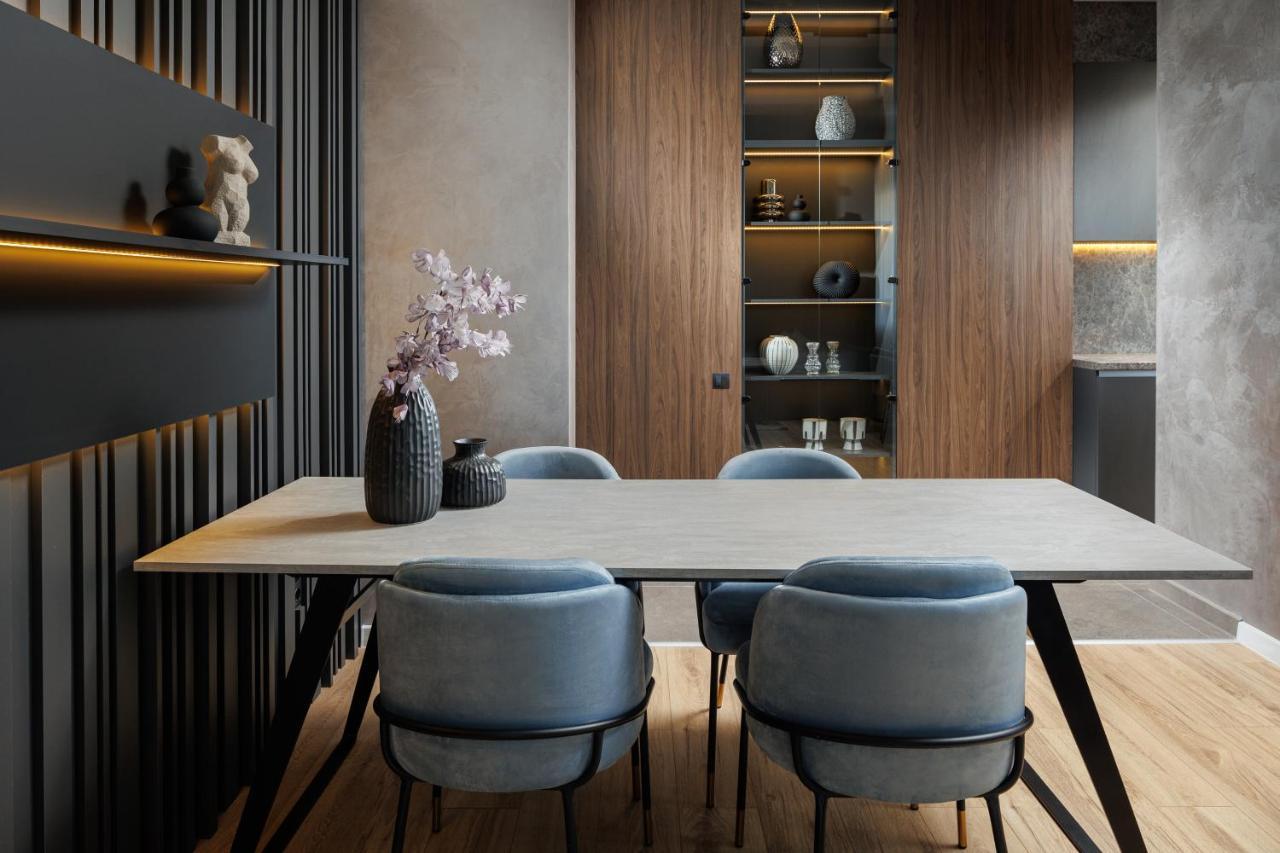 Mandala Designer Apartments With Free Private Parking, Near Mall Coresi ブラショフ エクステリア 写真