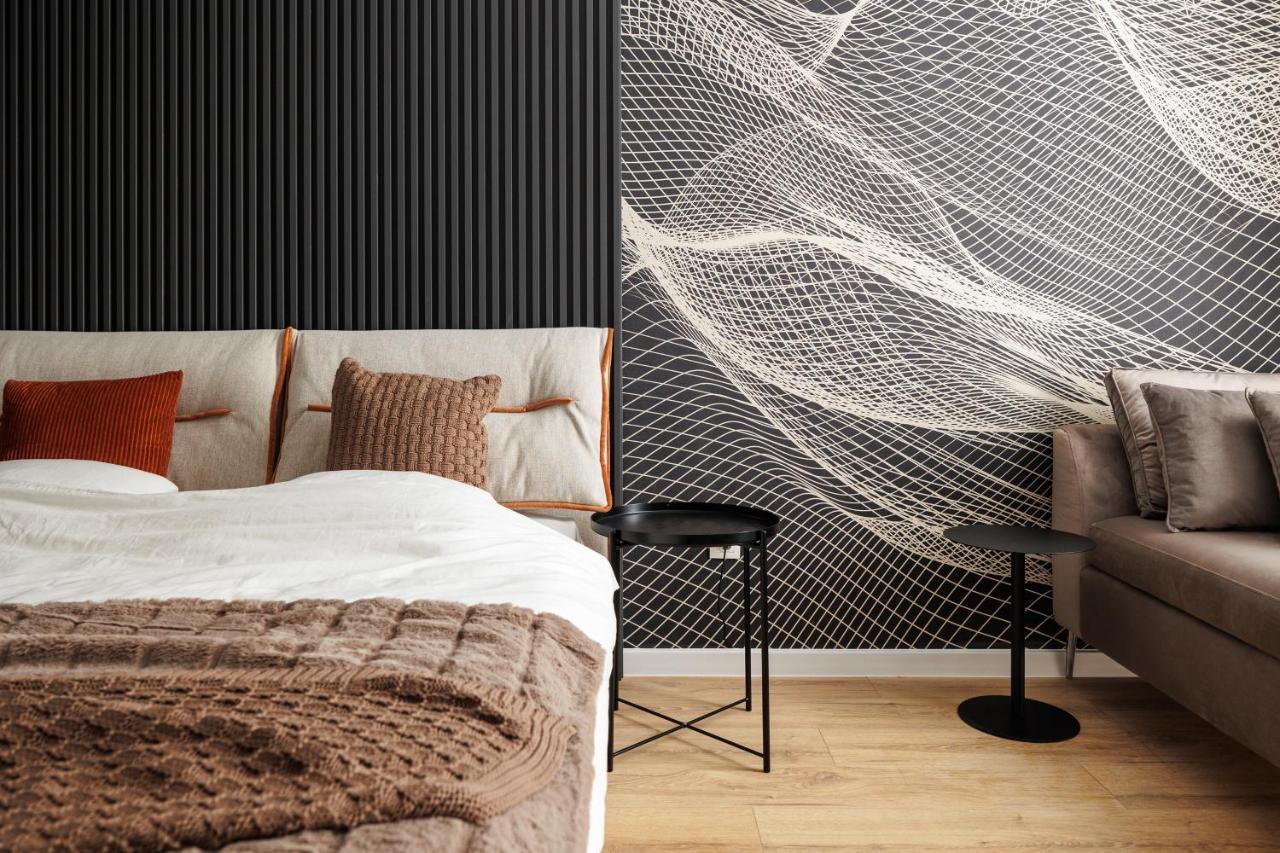Mandala Designer Apartments With Free Private Parking, Near Mall Coresi ブラショフ エクステリア 写真