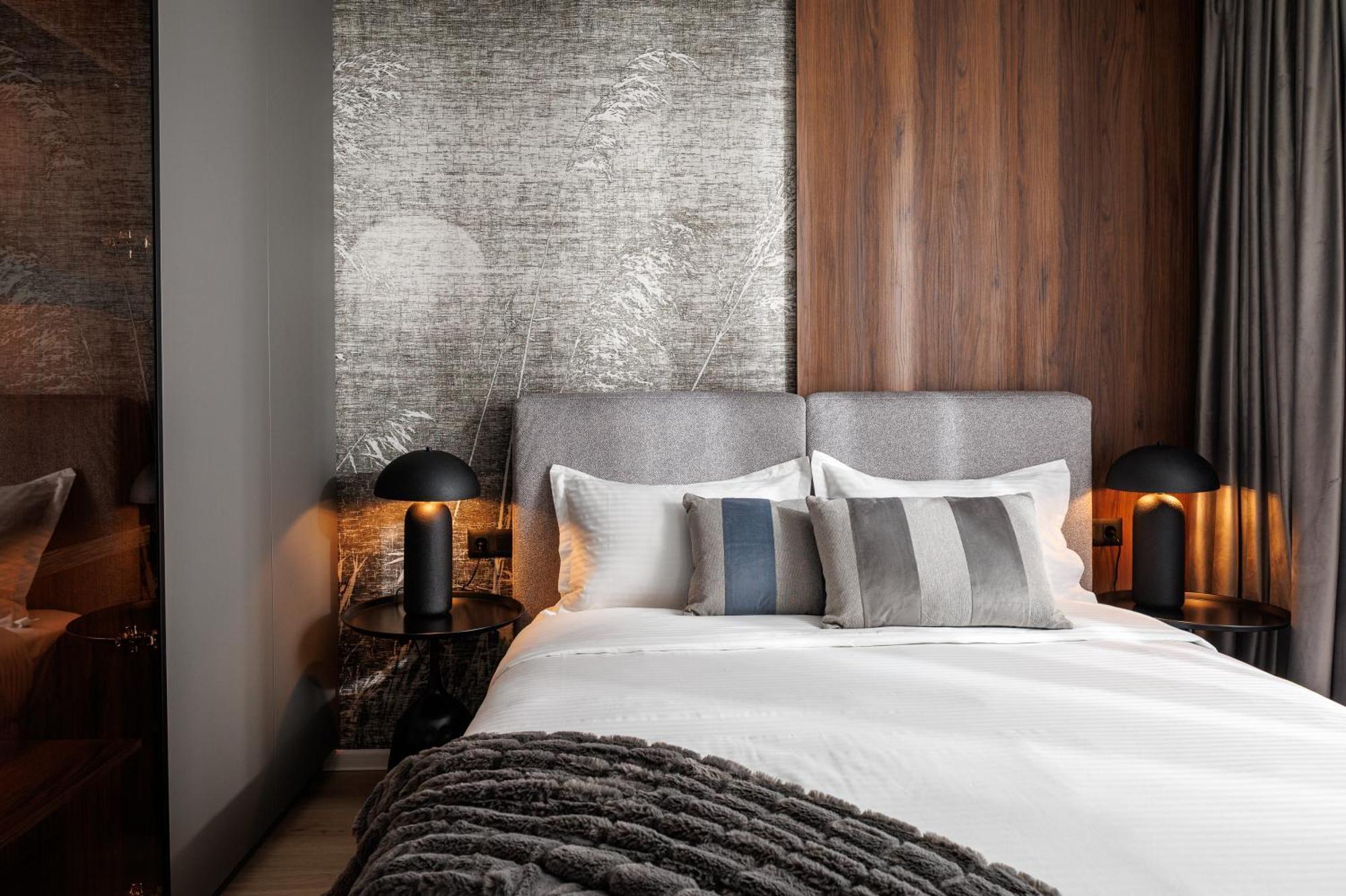 Mandala Designer Apartments With Free Private Parking, Near Mall Coresi ブラショフ エクステリア 写真