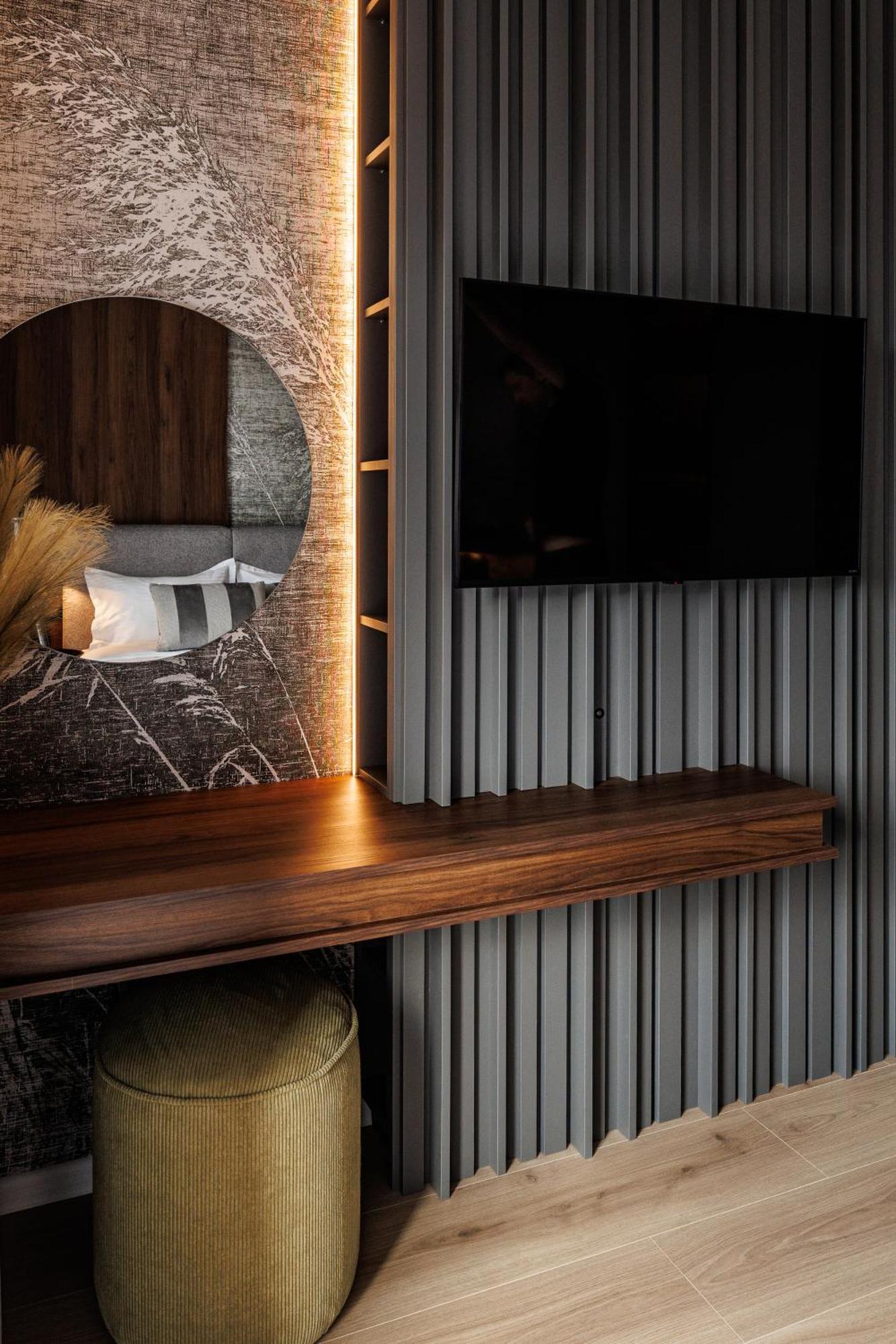Mandala Designer Apartments With Free Private Parking, Near Mall Coresi ブラショフ エクステリア 写真