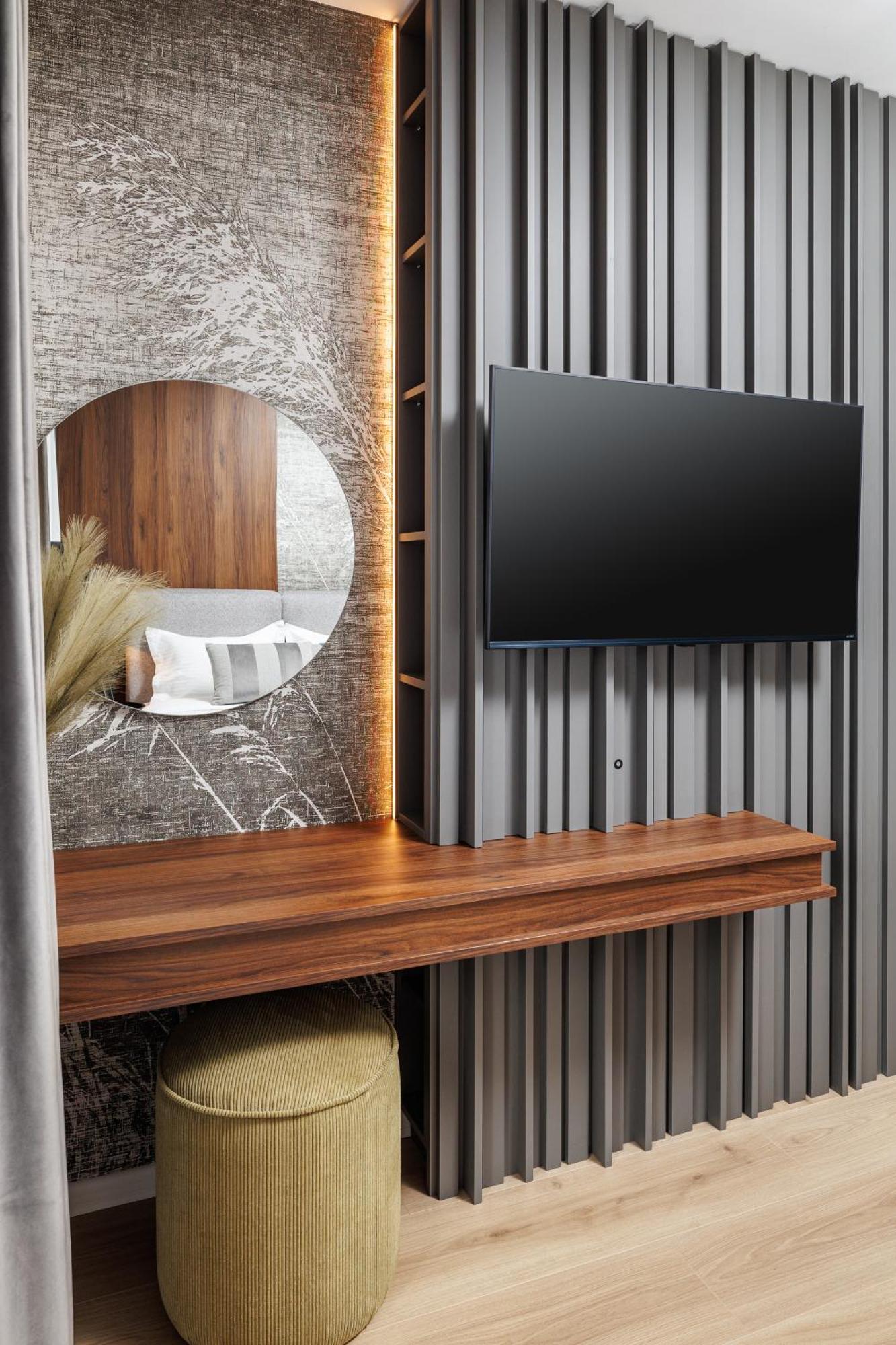 Mandala Designer Apartments With Free Private Parking, Near Mall Coresi ブラショフ エクステリア 写真