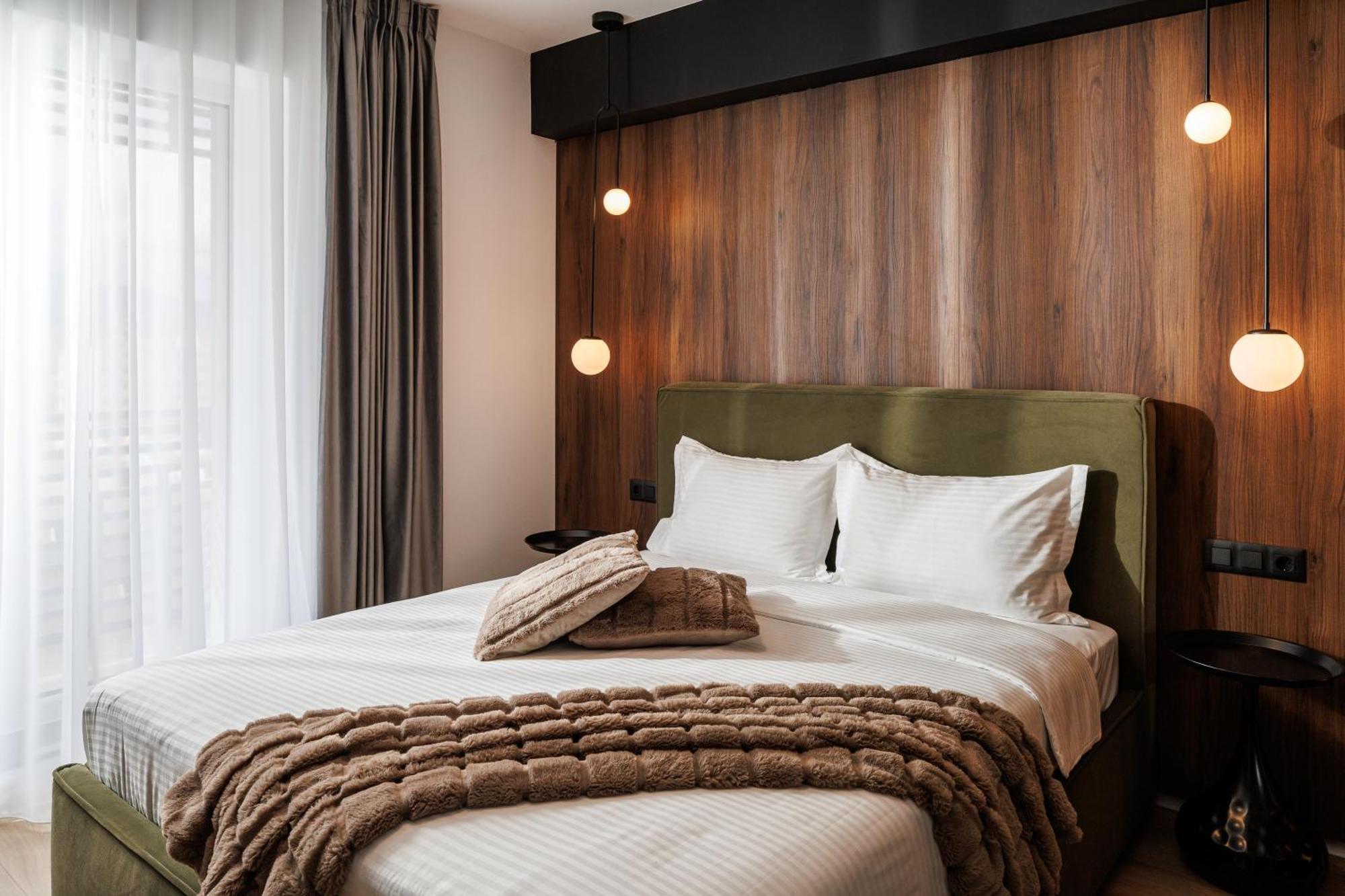 Mandala Designer Apartments With Free Private Parking, Near Mall Coresi ブラショフ エクステリア 写真