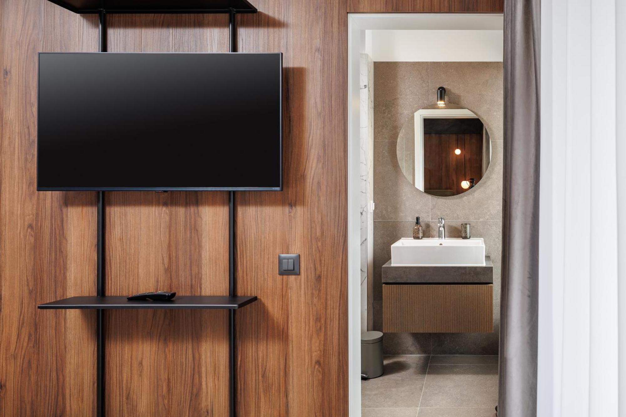 Mandala Designer Apartments With Free Private Parking, Near Mall Coresi ブラショフ エクステリア 写真